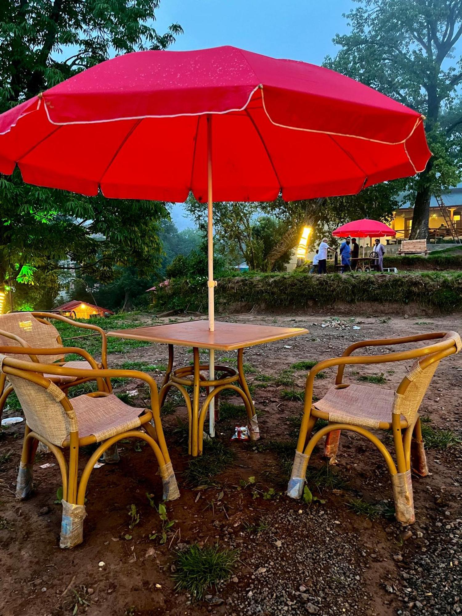 Misty Peaks Resort Murree Eksteriør bilde